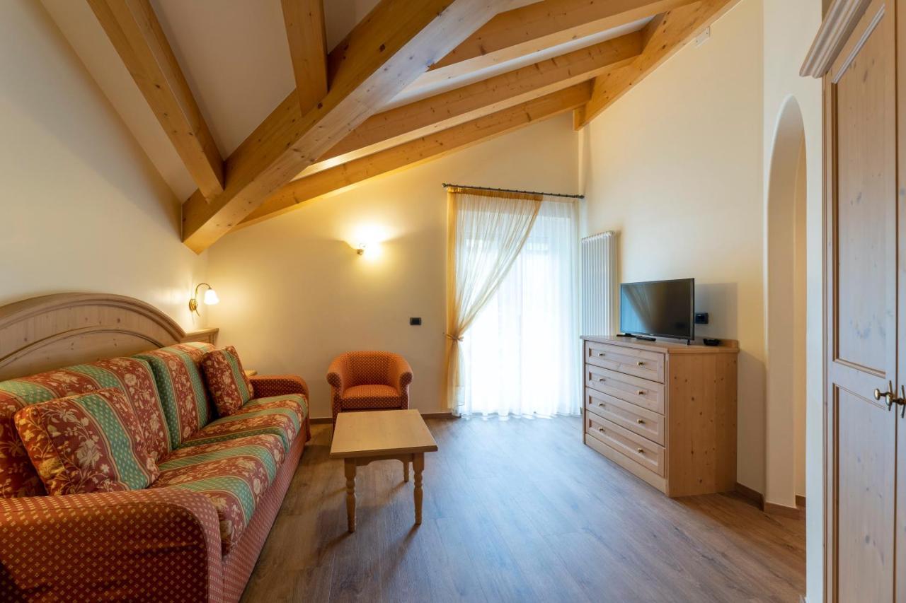 Lido Green&Slow Life Hotel Molveno Exterior foto