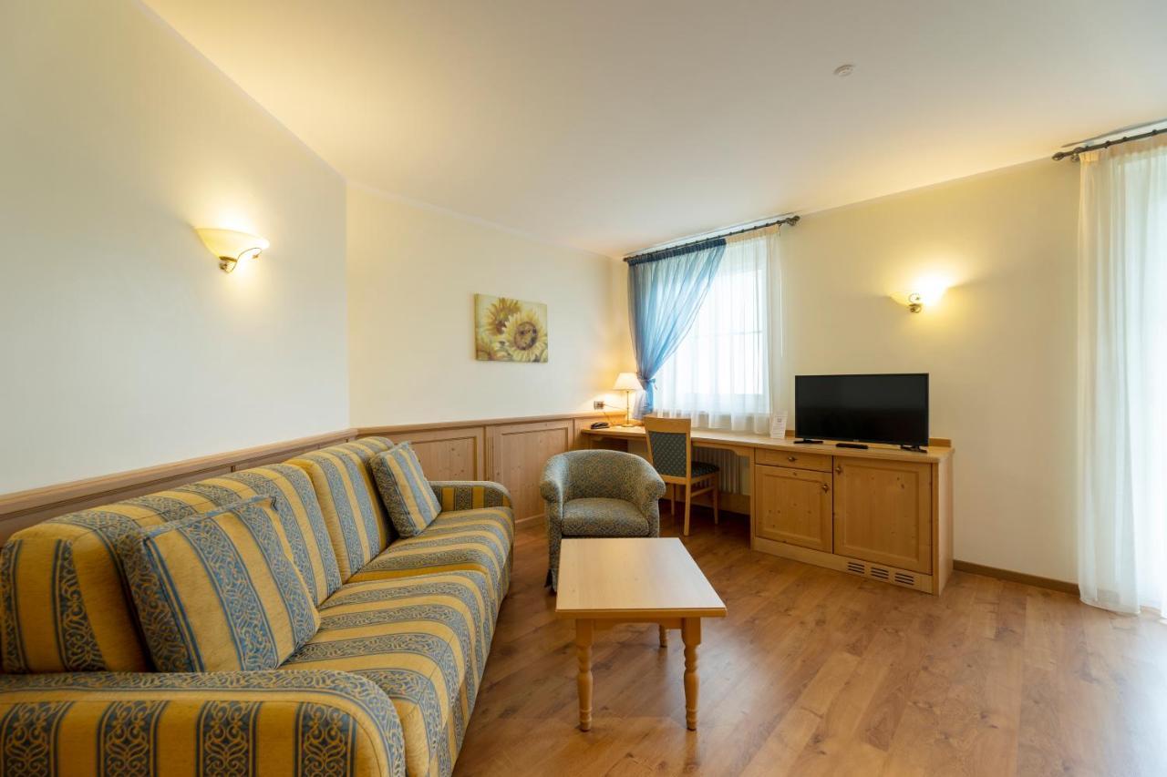 Lido Green&Slow Life Hotel Molveno Exterior foto