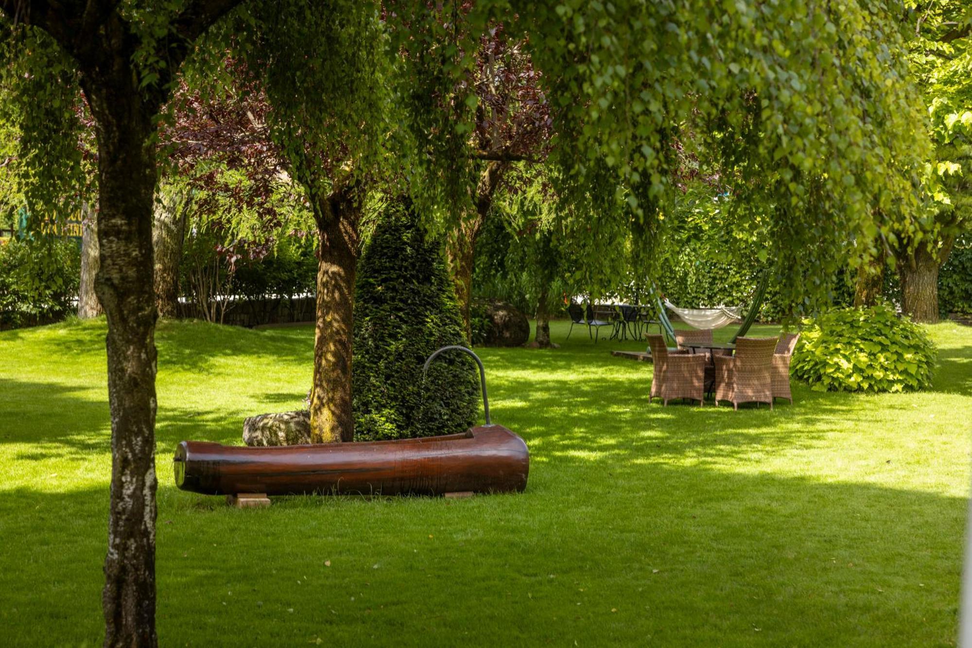 Lido Green&Slow Life Hotel Molveno Exterior foto