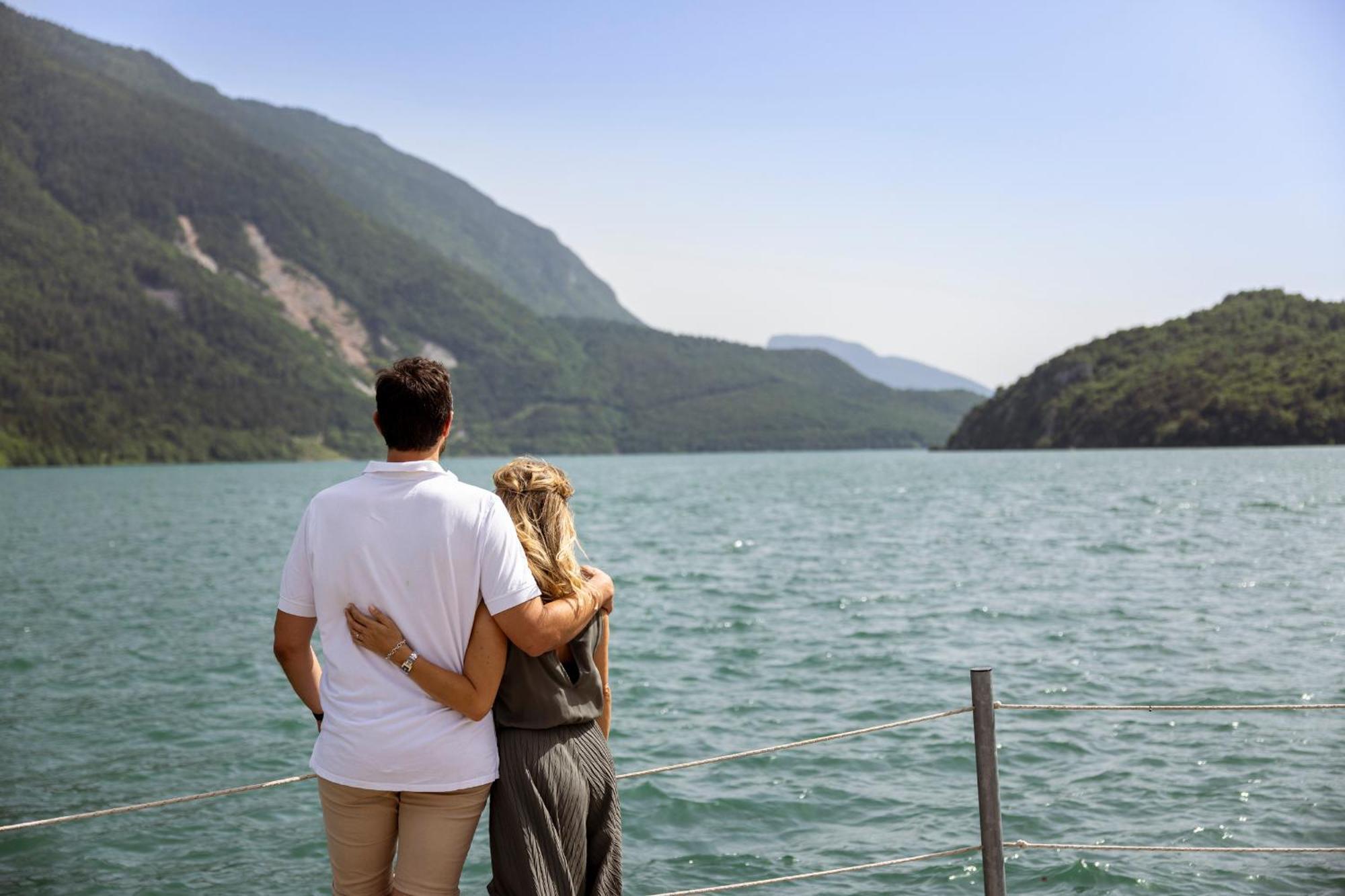 Lido Green&Slow Life Hotel Molveno Exterior foto
